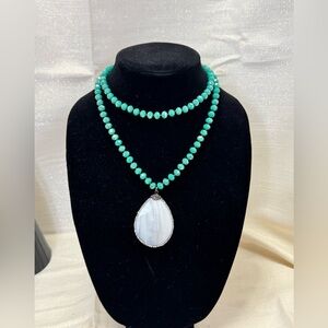 NWT Elegant Green Beaded Necklace with White Pendant